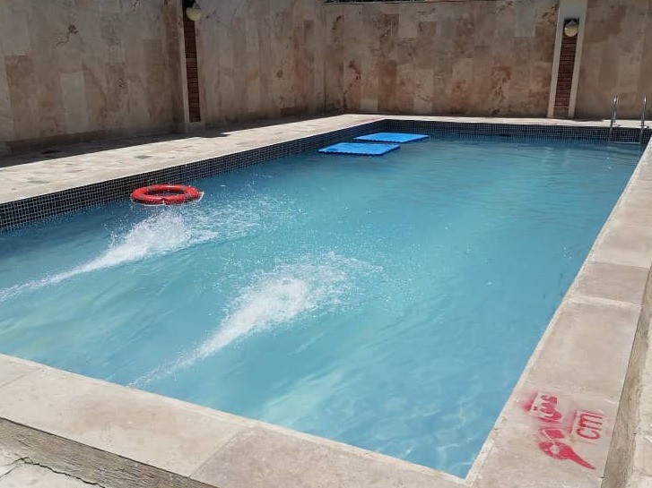 استخر از زاویه دیگر