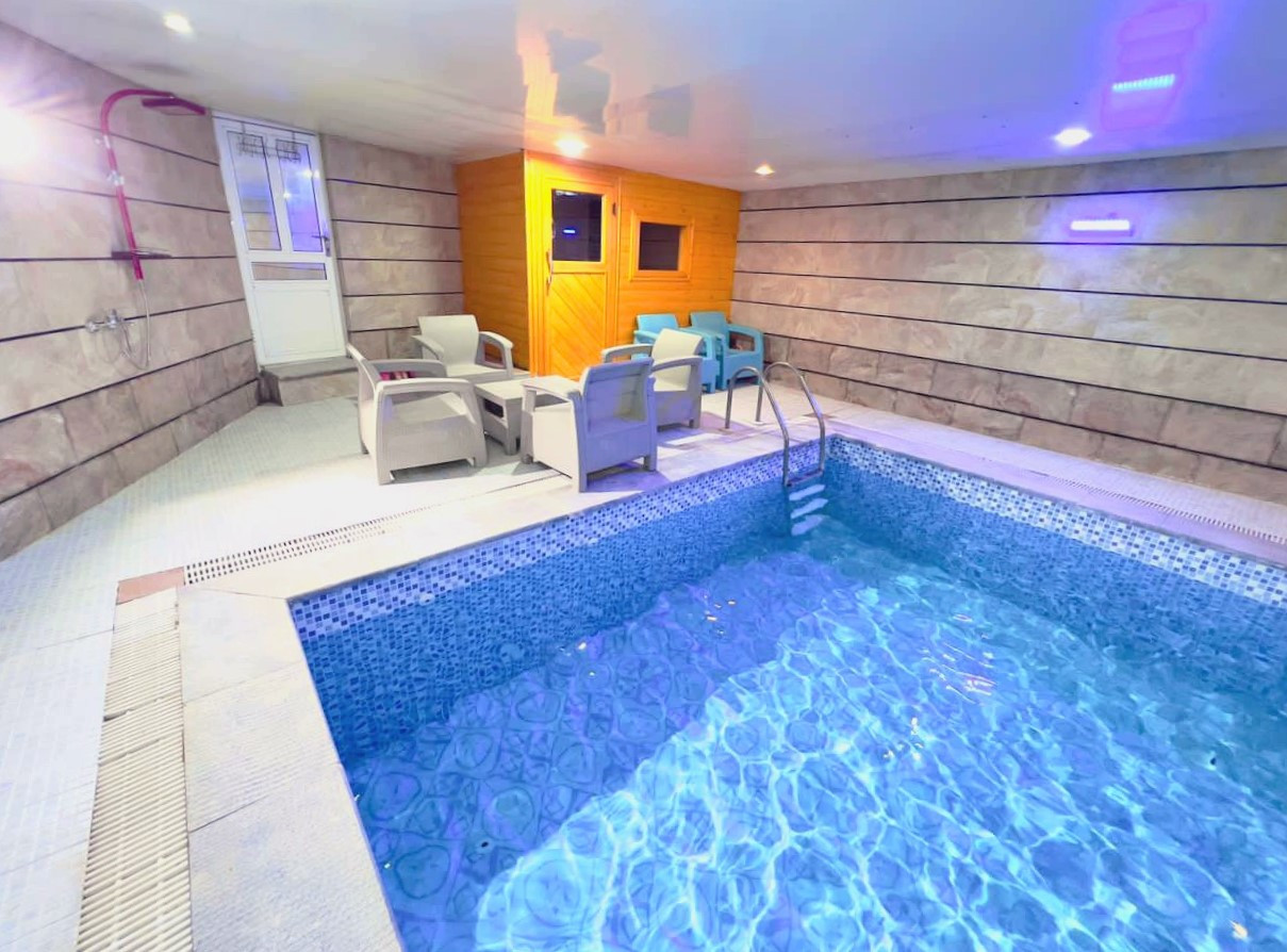 استخر استخر