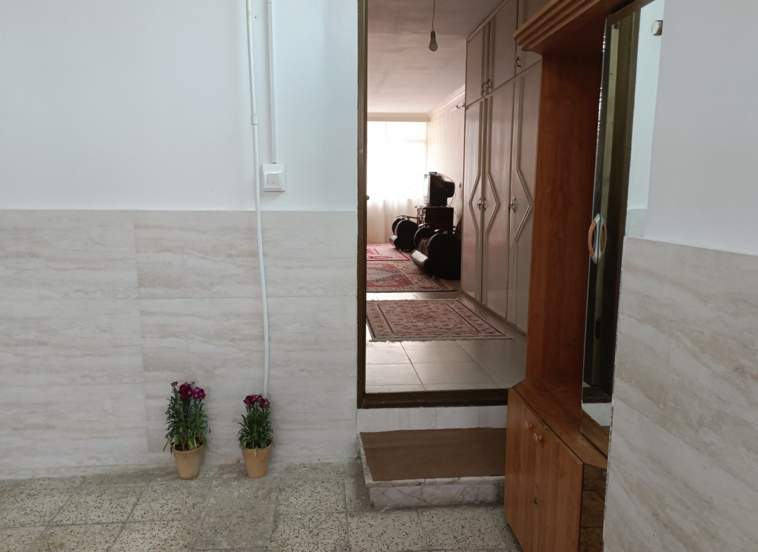 درب ورودی واحد