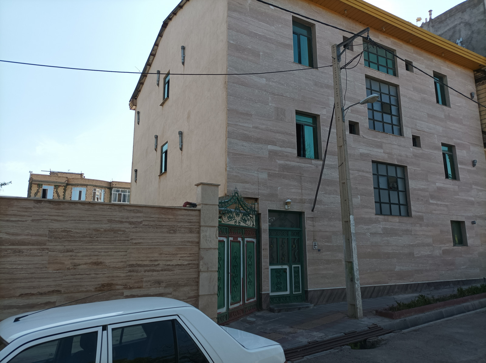 نمای ساختمان