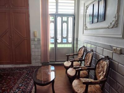 اقامتگاه بهارنارنج، ویلایی با چشم انداز جنگل و کوه