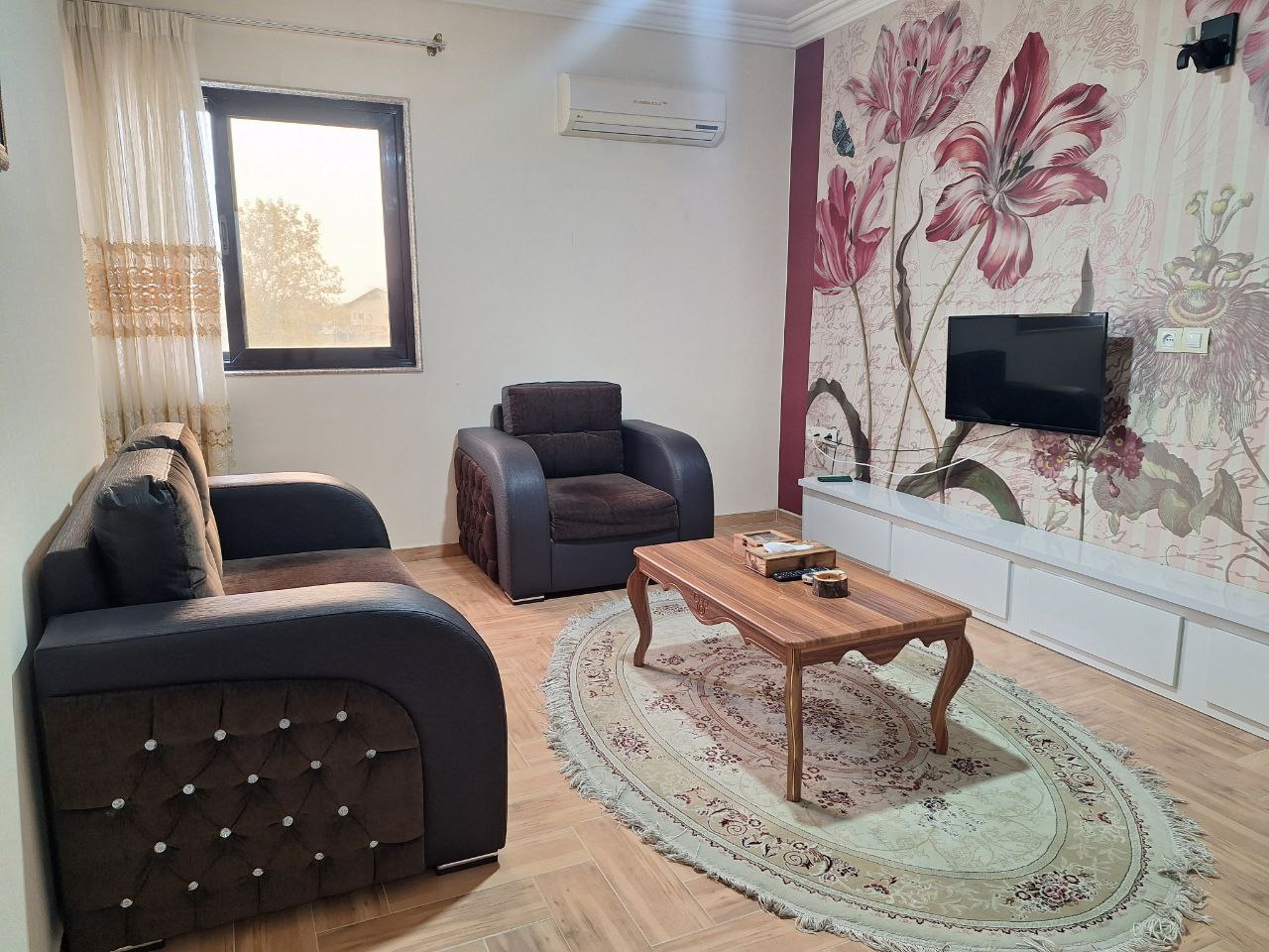 اتاق پذیرایی و آشپزخانه اتاق پذیرایی و آشپزخانه