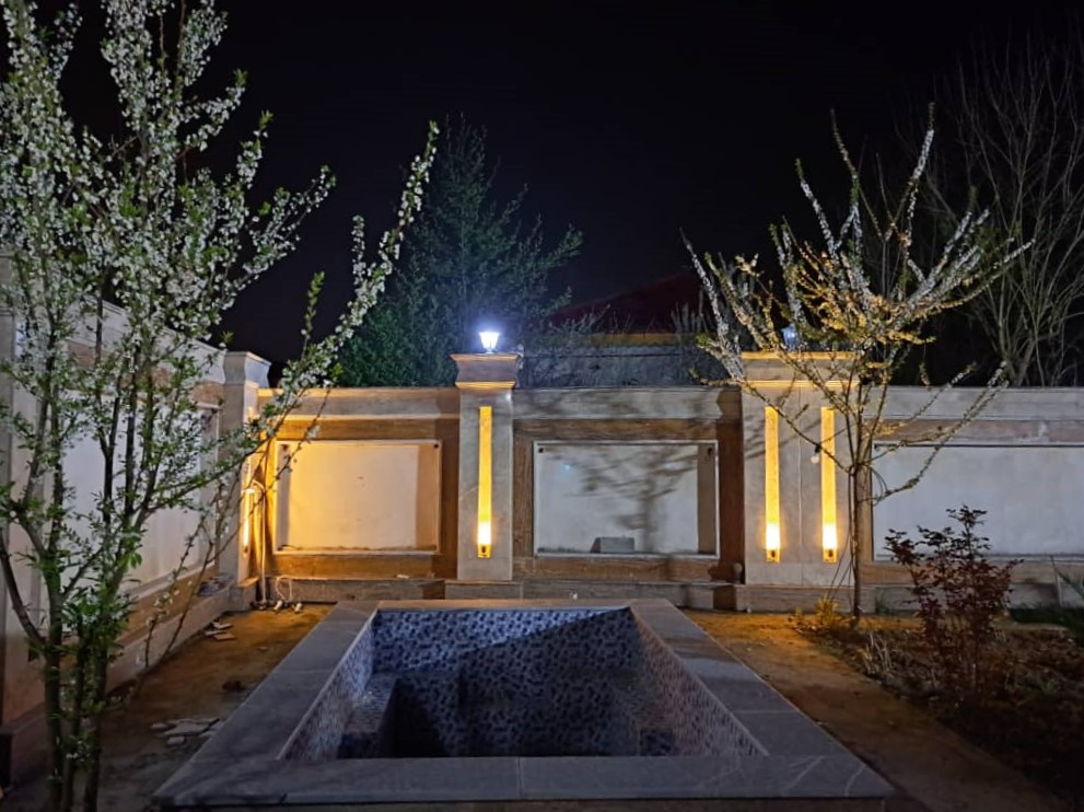 حیاط
