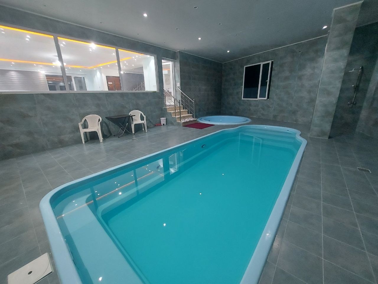 استخر استخر