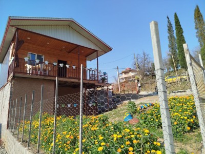 کلبه چوبی در روستای ورمیه