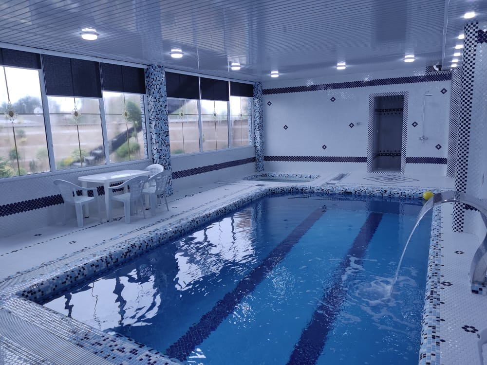 استخر استخر