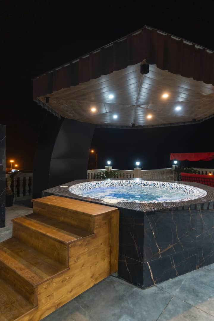 جکوزی جکوزی