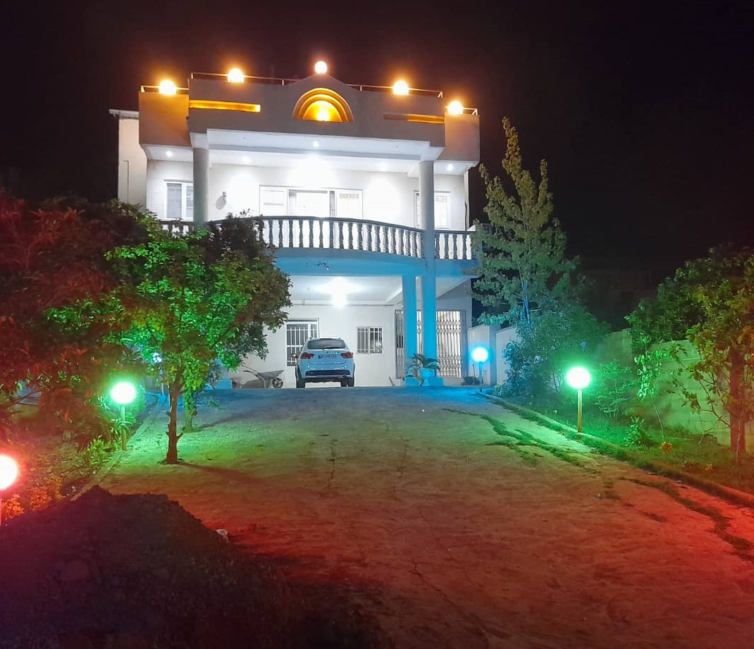 نمای ساختمان