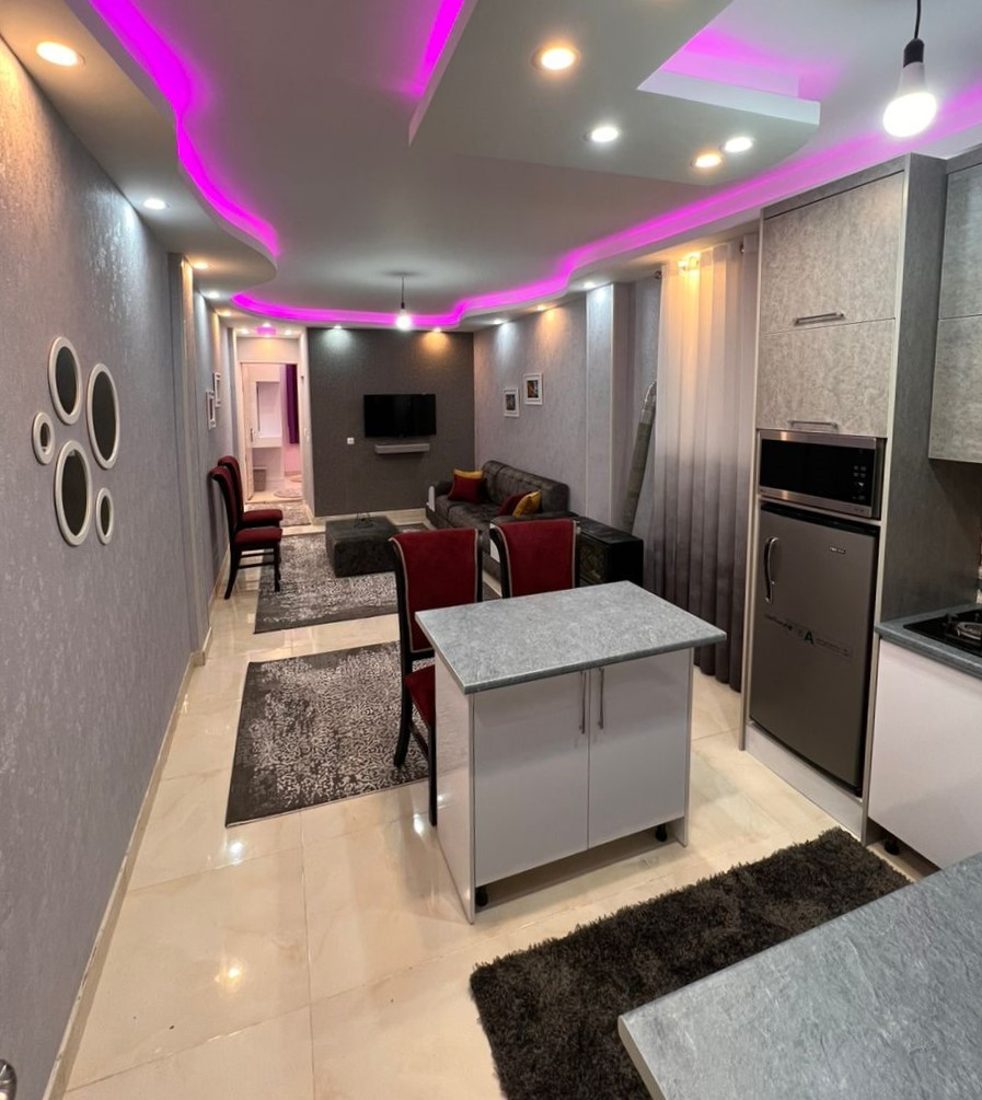 اتاق پذیرایی و آشپزخانه اتاق پذیرایی و آشپزخانه