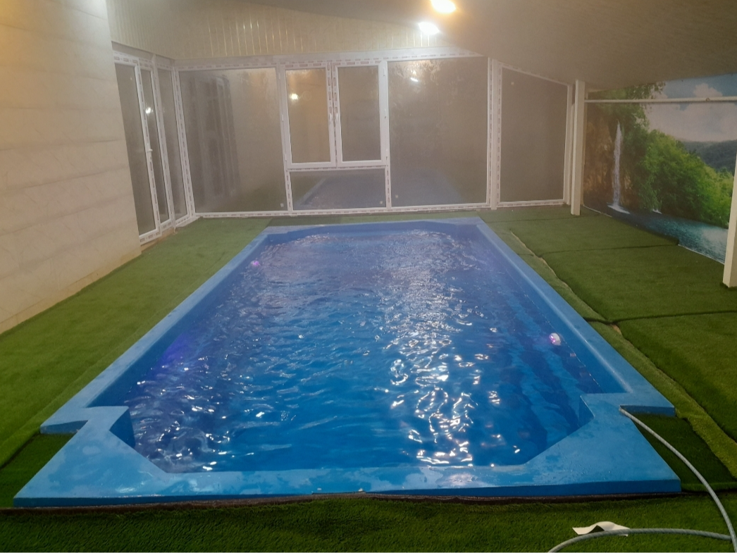 فضای استخر