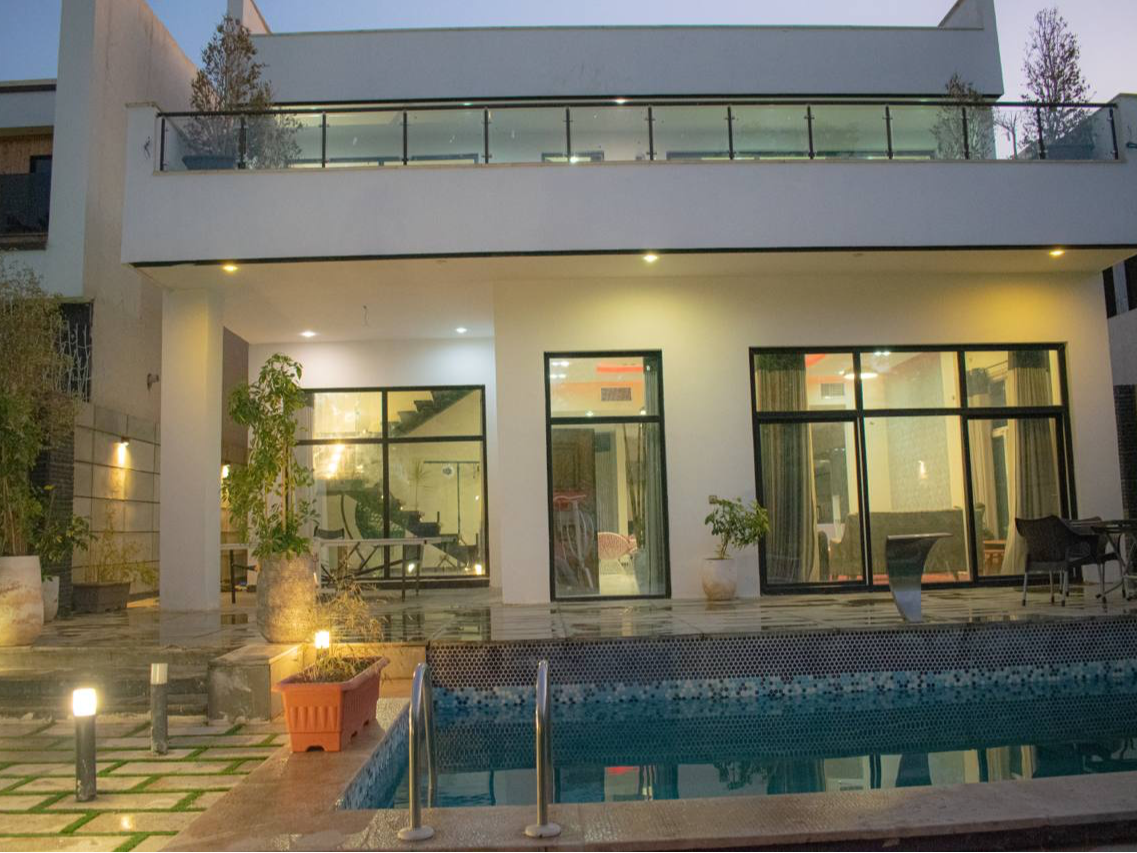 استخر استخر