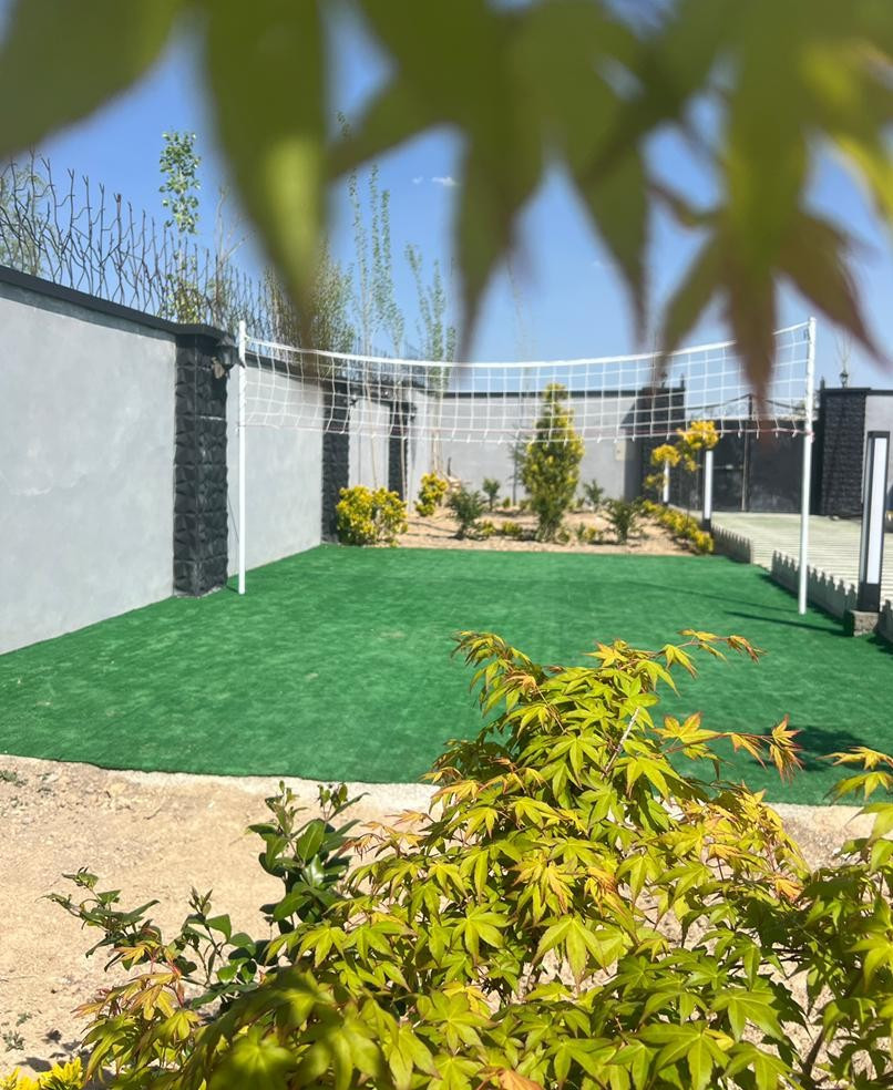 زمین والیبال