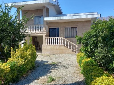 منزل ویلایی دوخوابه حیاط دار