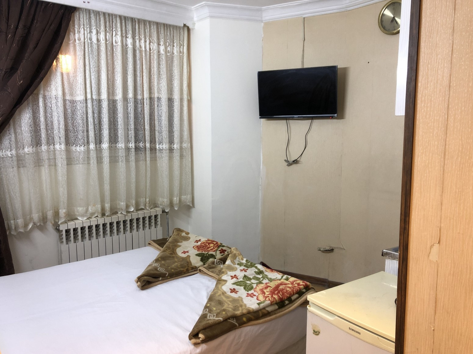 داخل "سؤييت دو تخته"