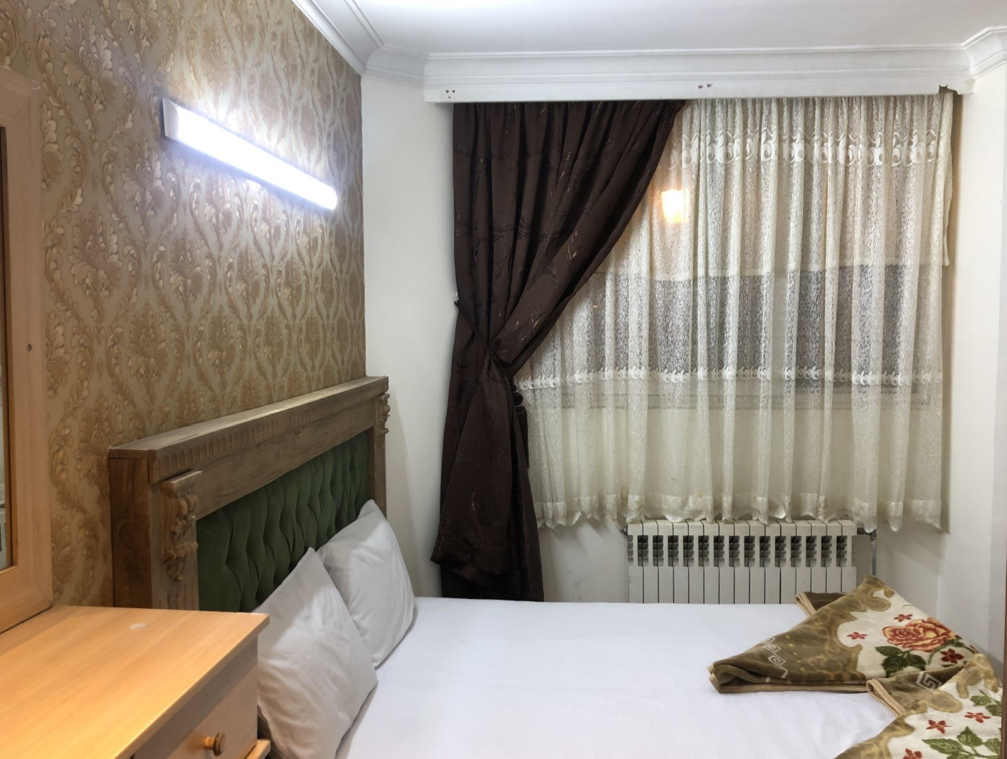 داخل "سؤييت دو تخته"