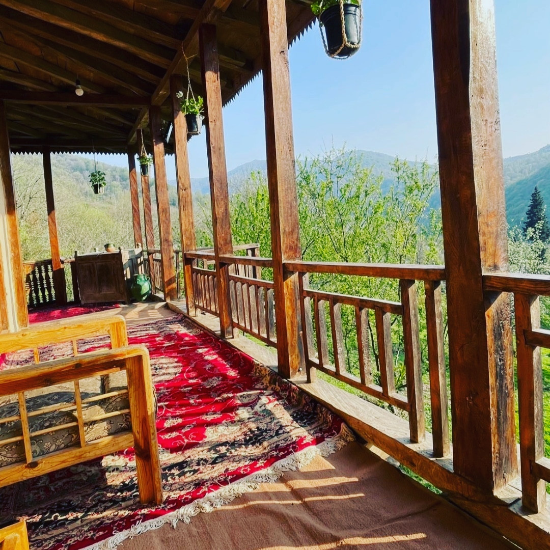 ایوان جلویی