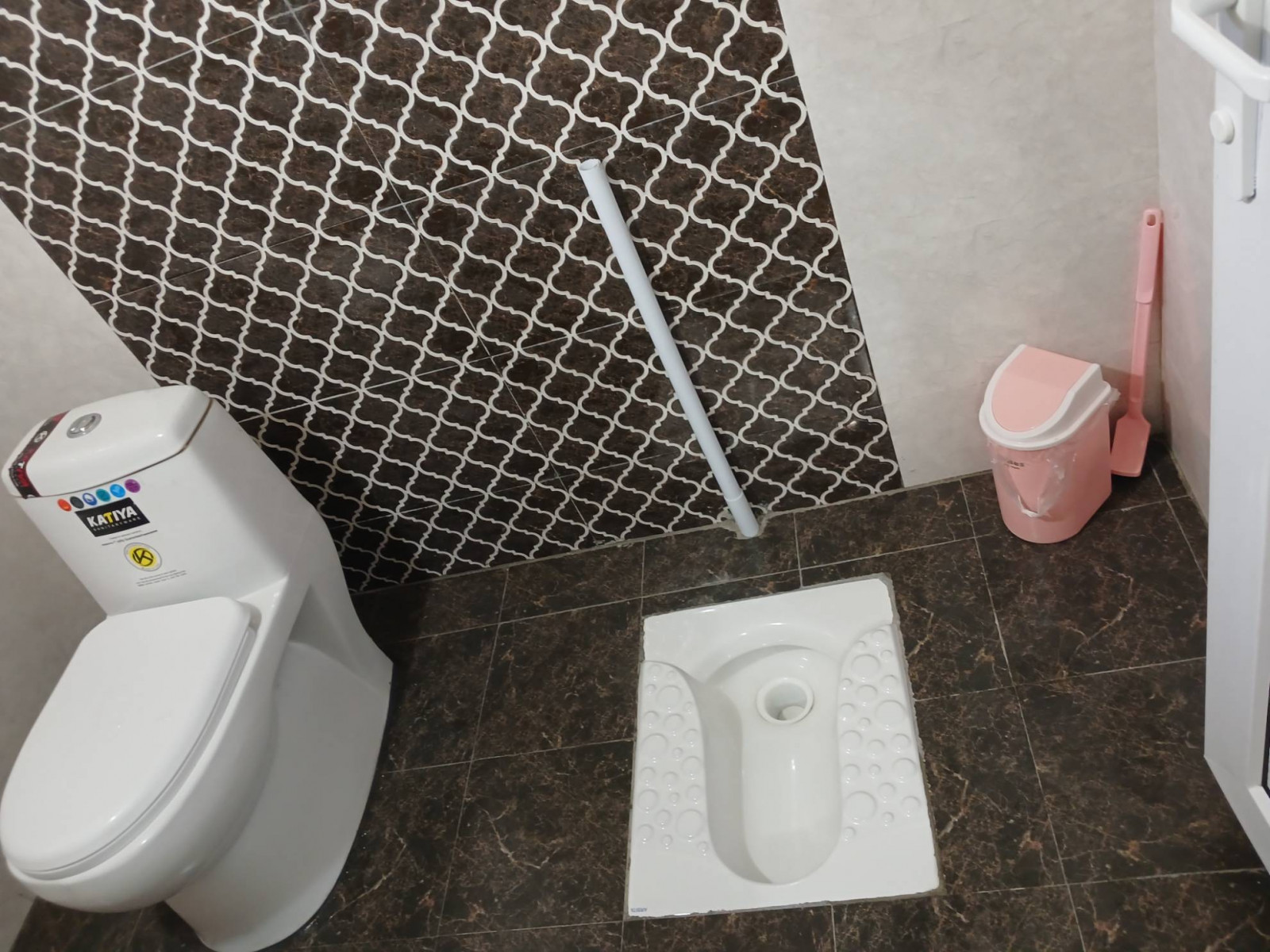 نمای بیرونی ساختمان نمای بیرونی ساختمان