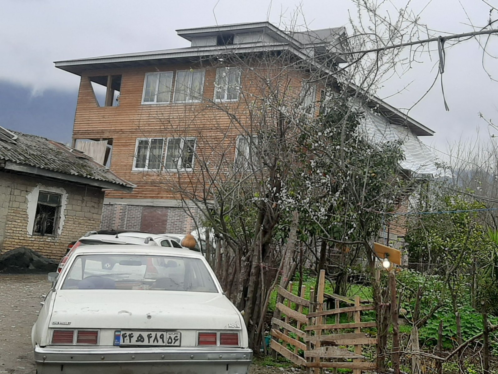 نمای بیرونی ساختمان
