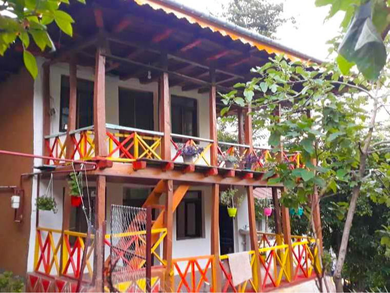 نمای بیرونی ساختمان