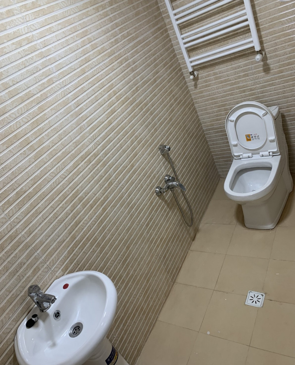 سرویس بهداشتی و حمام