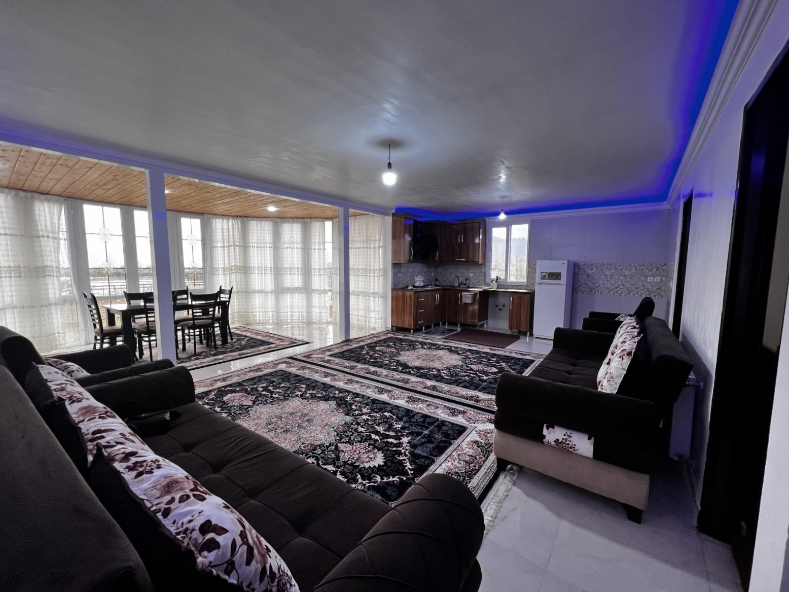 اتاق پذیرایی