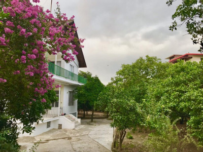 خانه باغ خوش‌منظره کندسر "1"