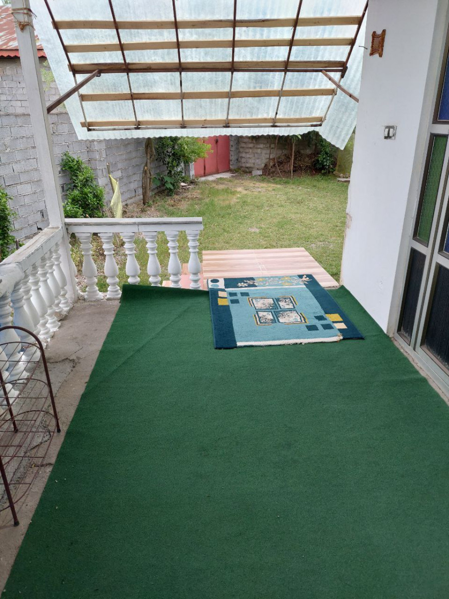 ایوان ورودی خانه