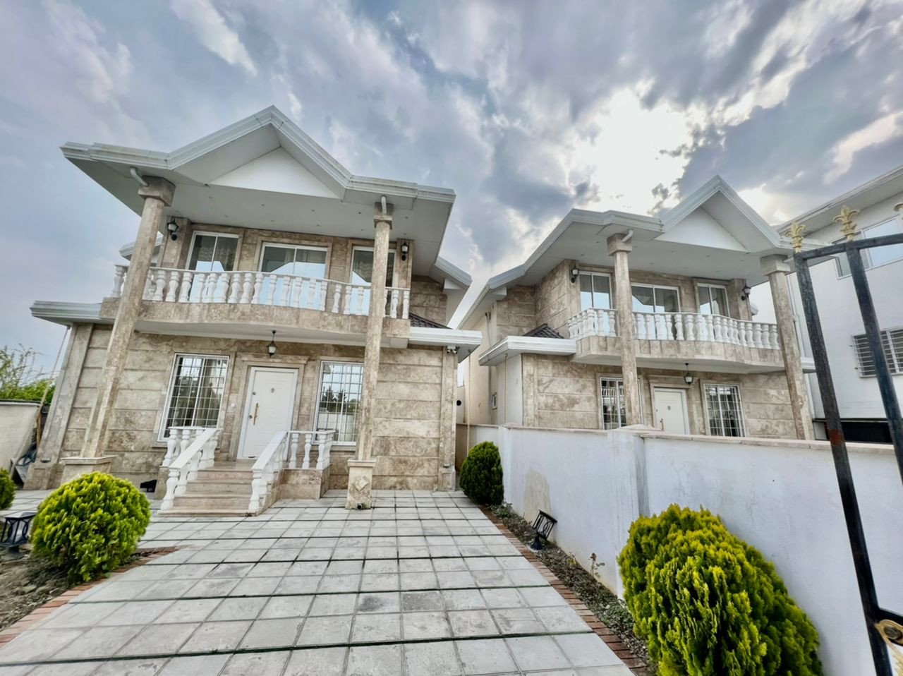 نمای ویلا نمای ویلا