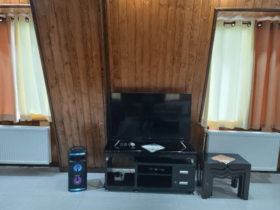 ویلای تریپلکس هشتی با استخر آب‌گرم