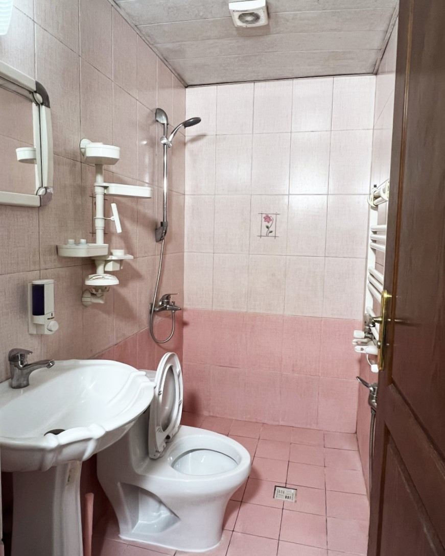 سرویس بهداشتی و حمام سرویس بهداشتی و حمام