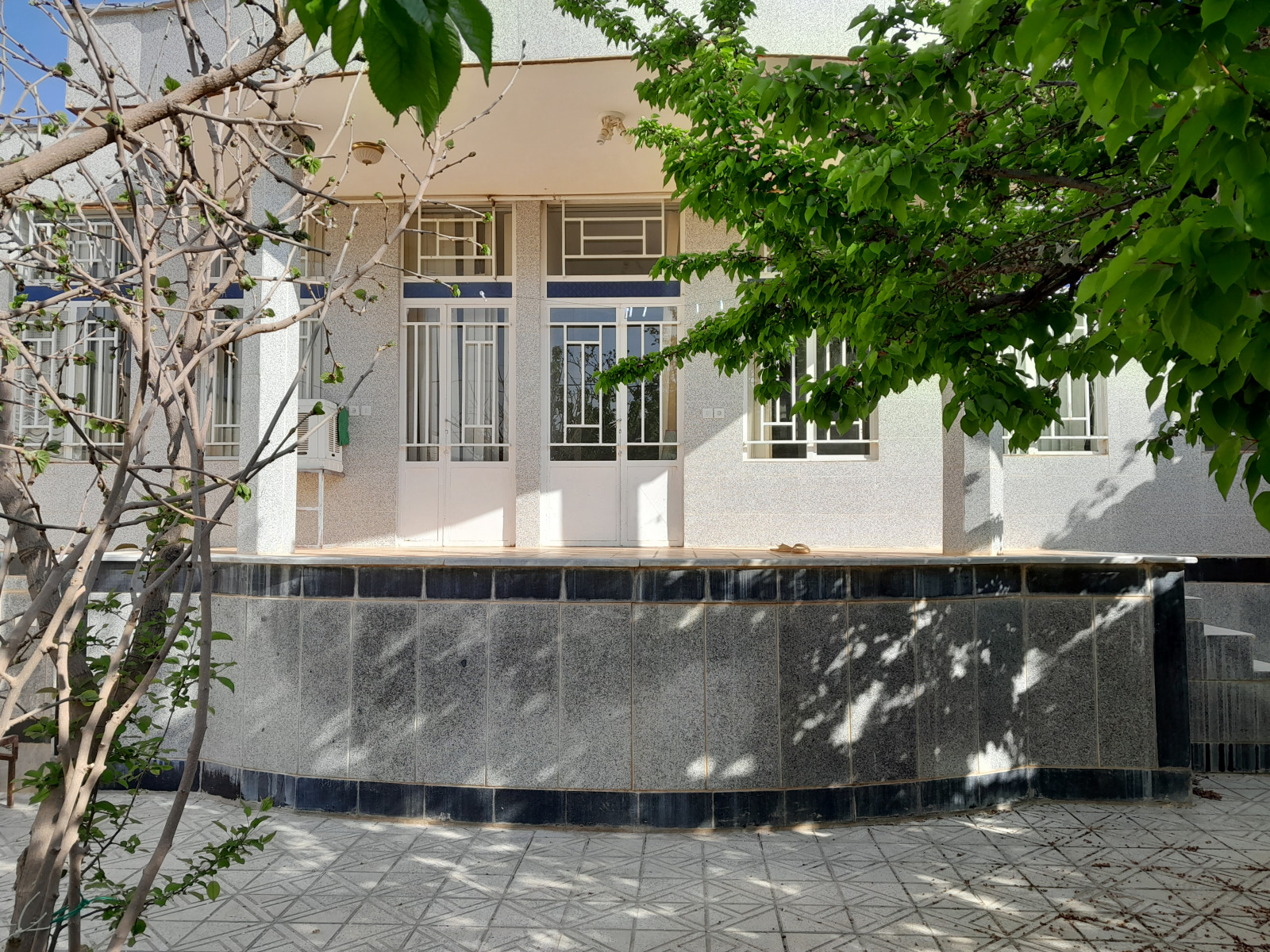 نمای ساختمان