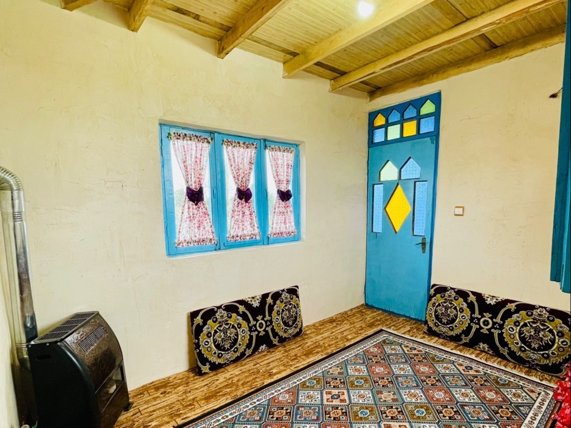 اتاق طبقه بالا اتاق طبقه بالا