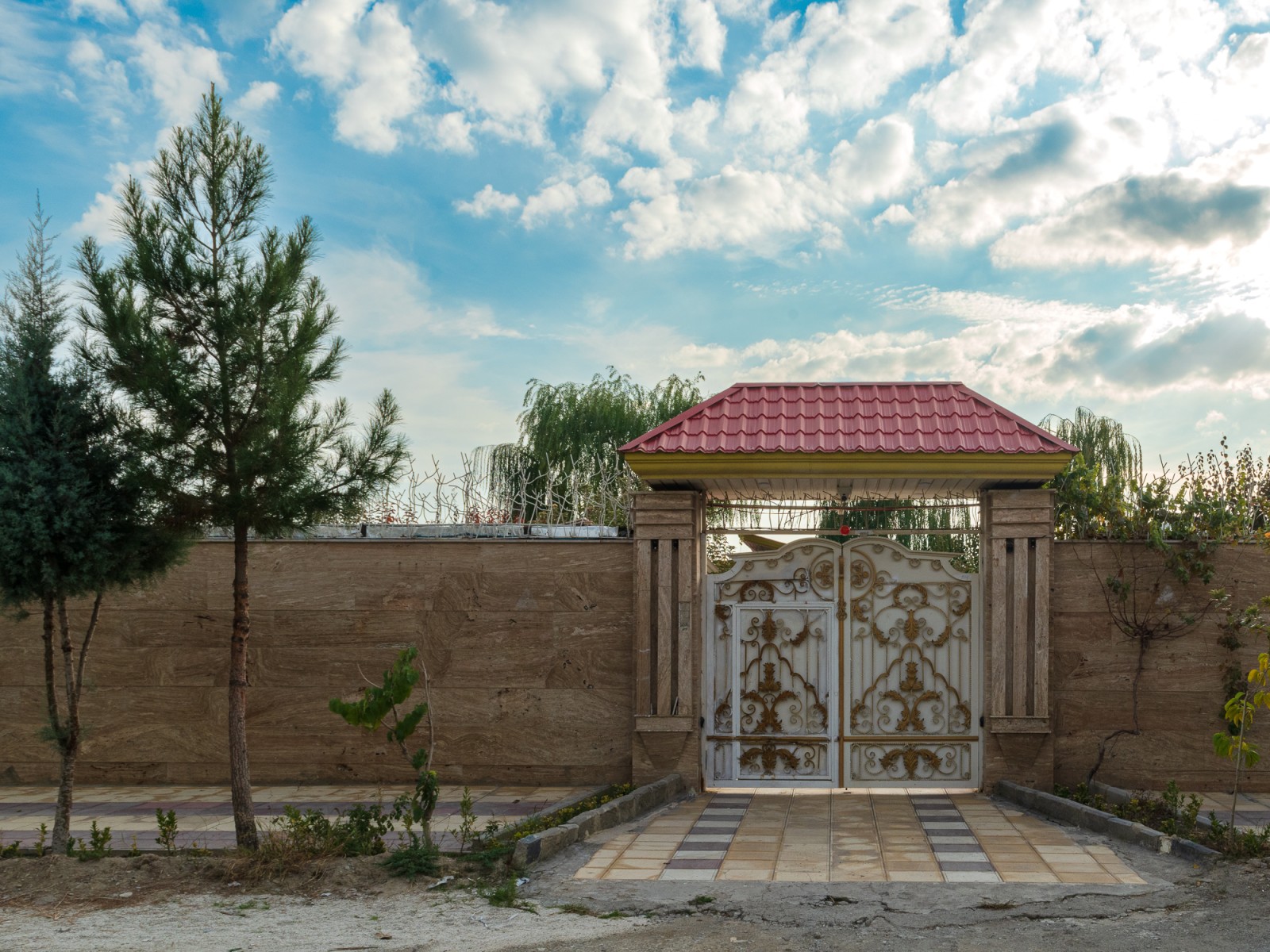 ورودی اقامتگاه