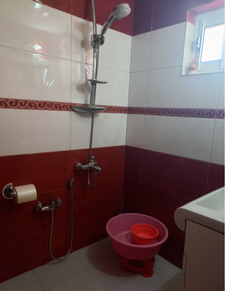 سرویس بهداشتی و حمام