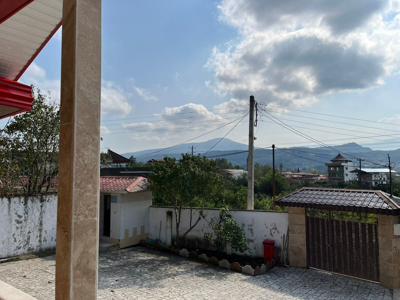 نمای بیرونی ساختمان