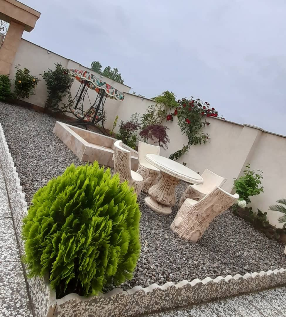 نمای حیاط نمای حیاط