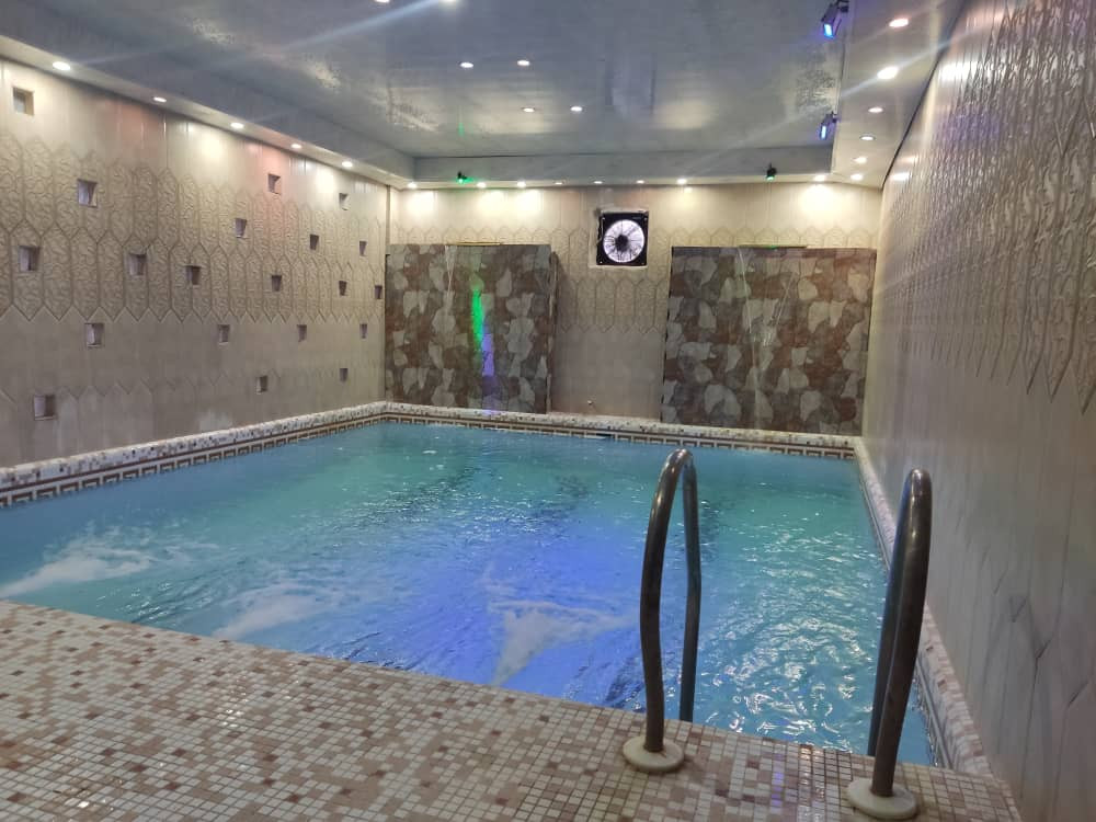 استخر استخر