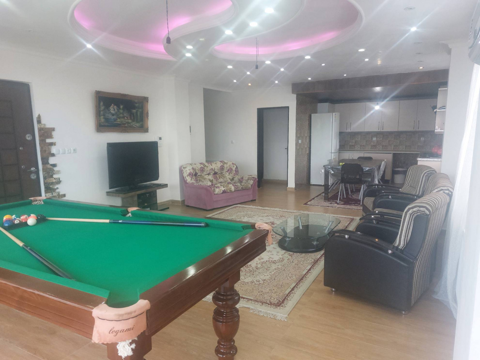 میز بیلیارد میز بیلیارد