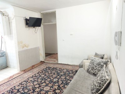 دو خوابه 6 تخت نزدیک باب الجواد (نزدیک حرم)