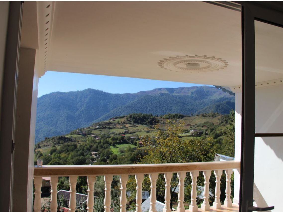 ویو تراس طبقه دو ویو تراس طبقه دو