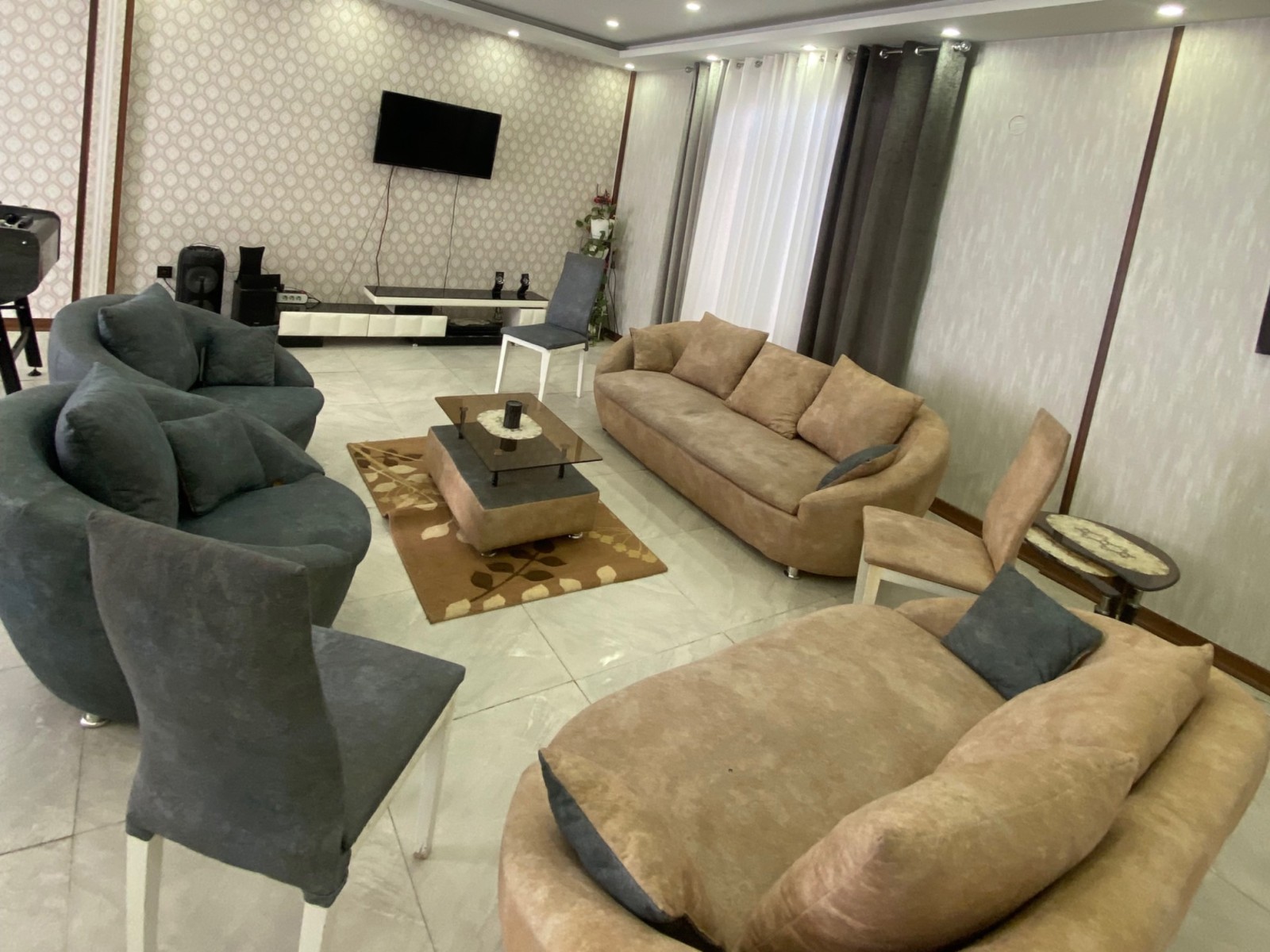 اتاق پذیرایی