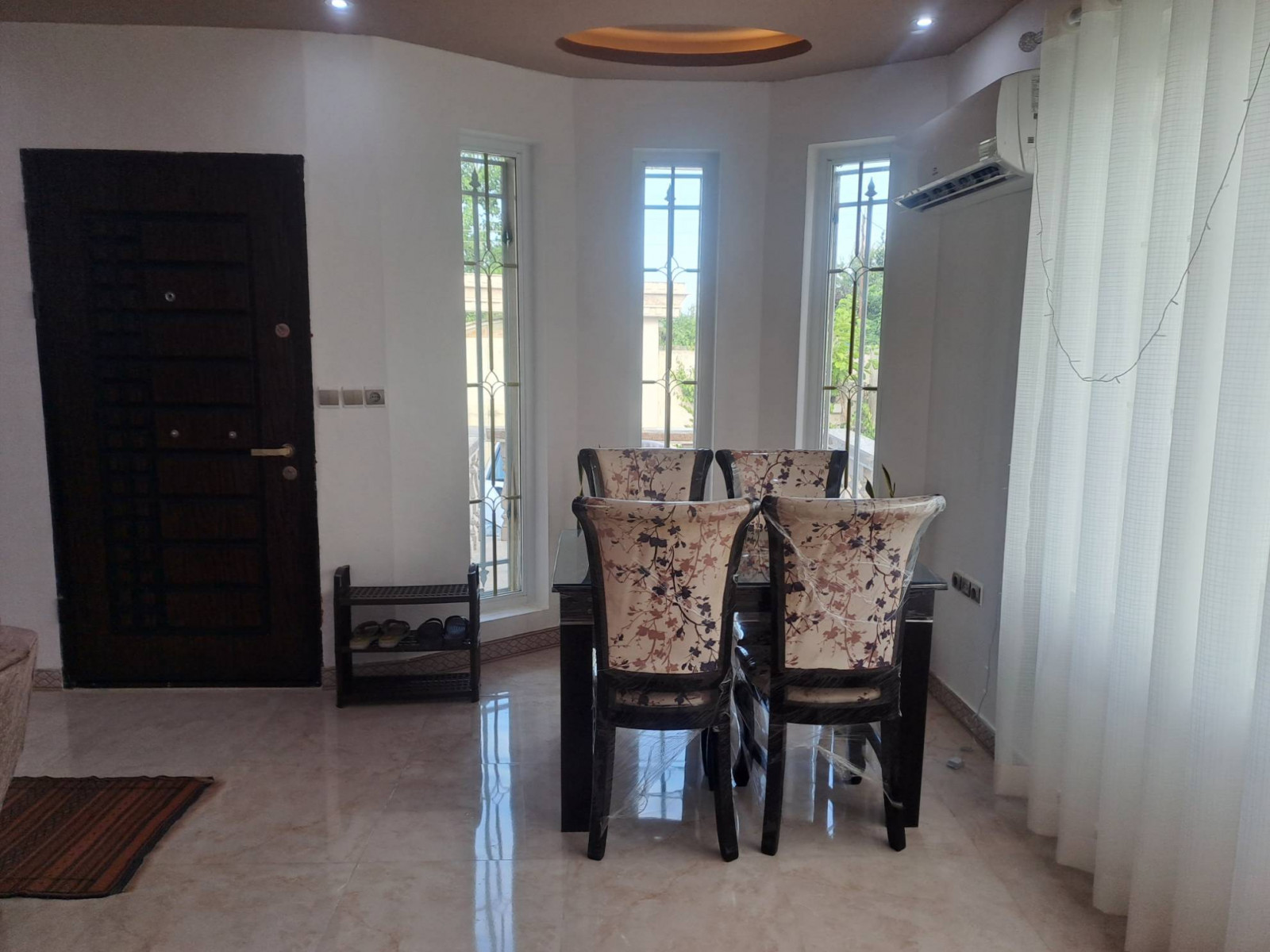 اضافه شدن میزناهارخوری به امکانات اقامتگاه