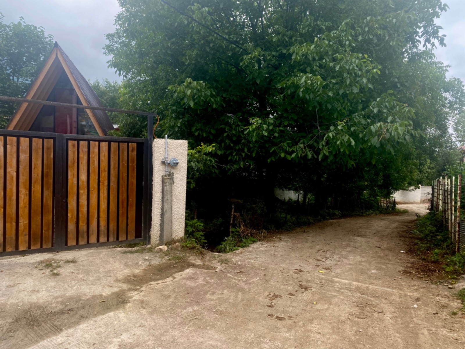 نمای بیرونی ساختمان