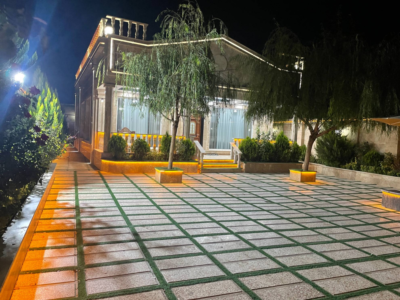 نمای ساختمان