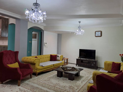 واحد تک خواب آپارتمانی در نزدیکی دریا