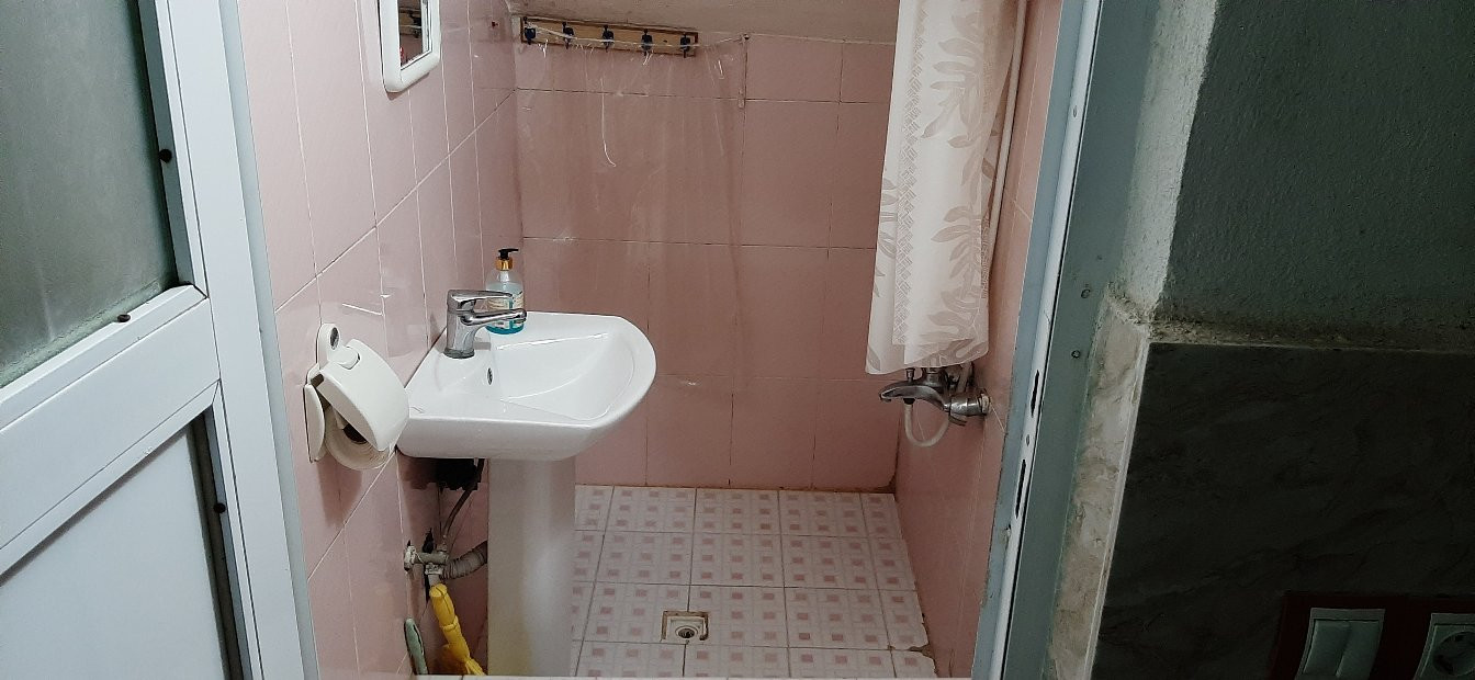 سرویس بهداشتی و حمام