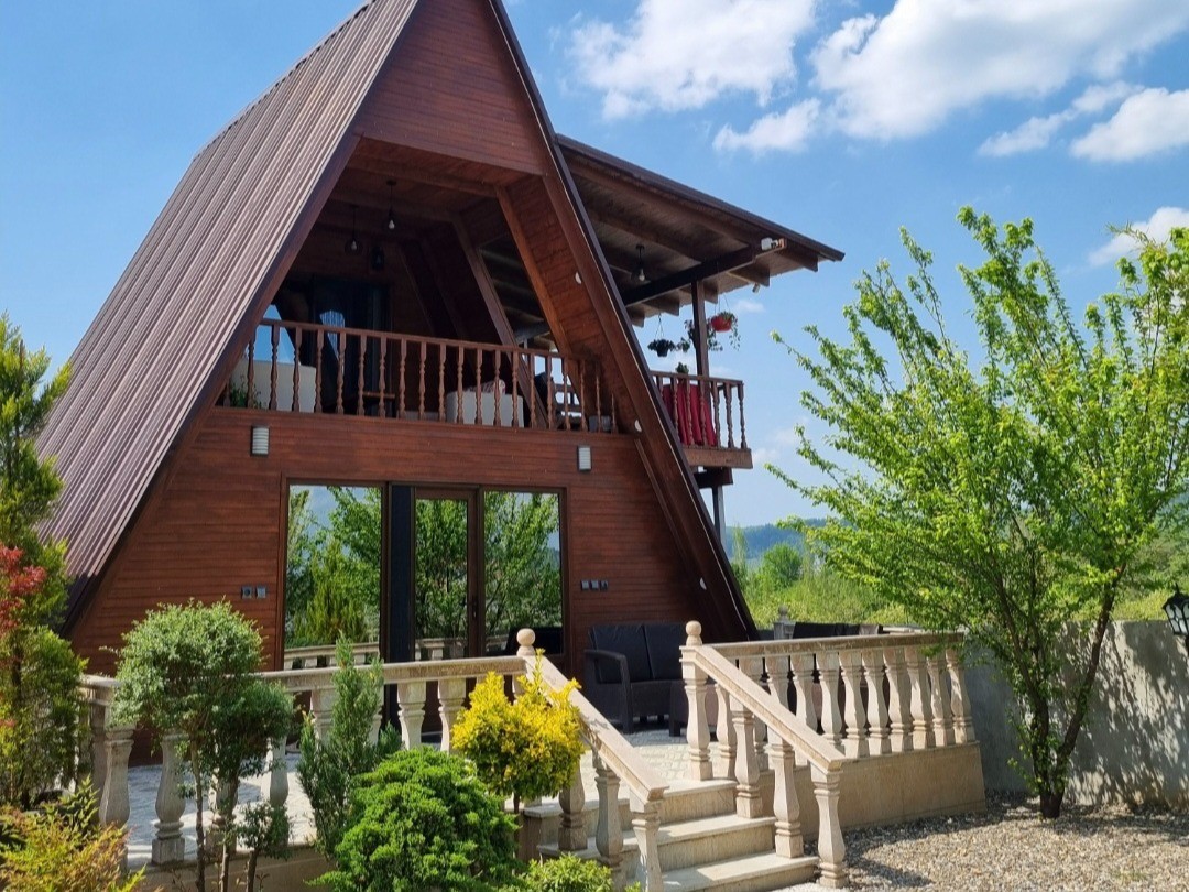 نمای بیرونی ساختمان