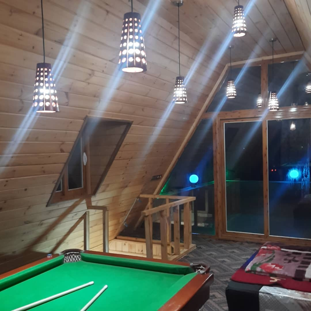 اتاق پذیرایی طبقه 2 اتاق پذیرایی طبقه 2