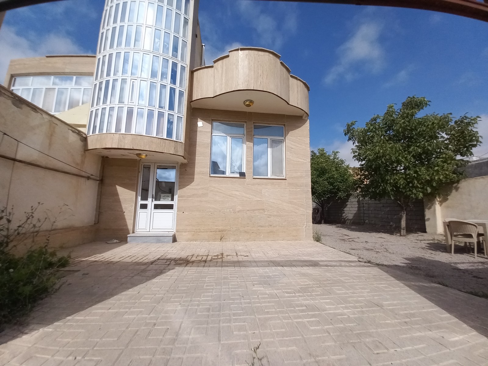 نمای ساختمان