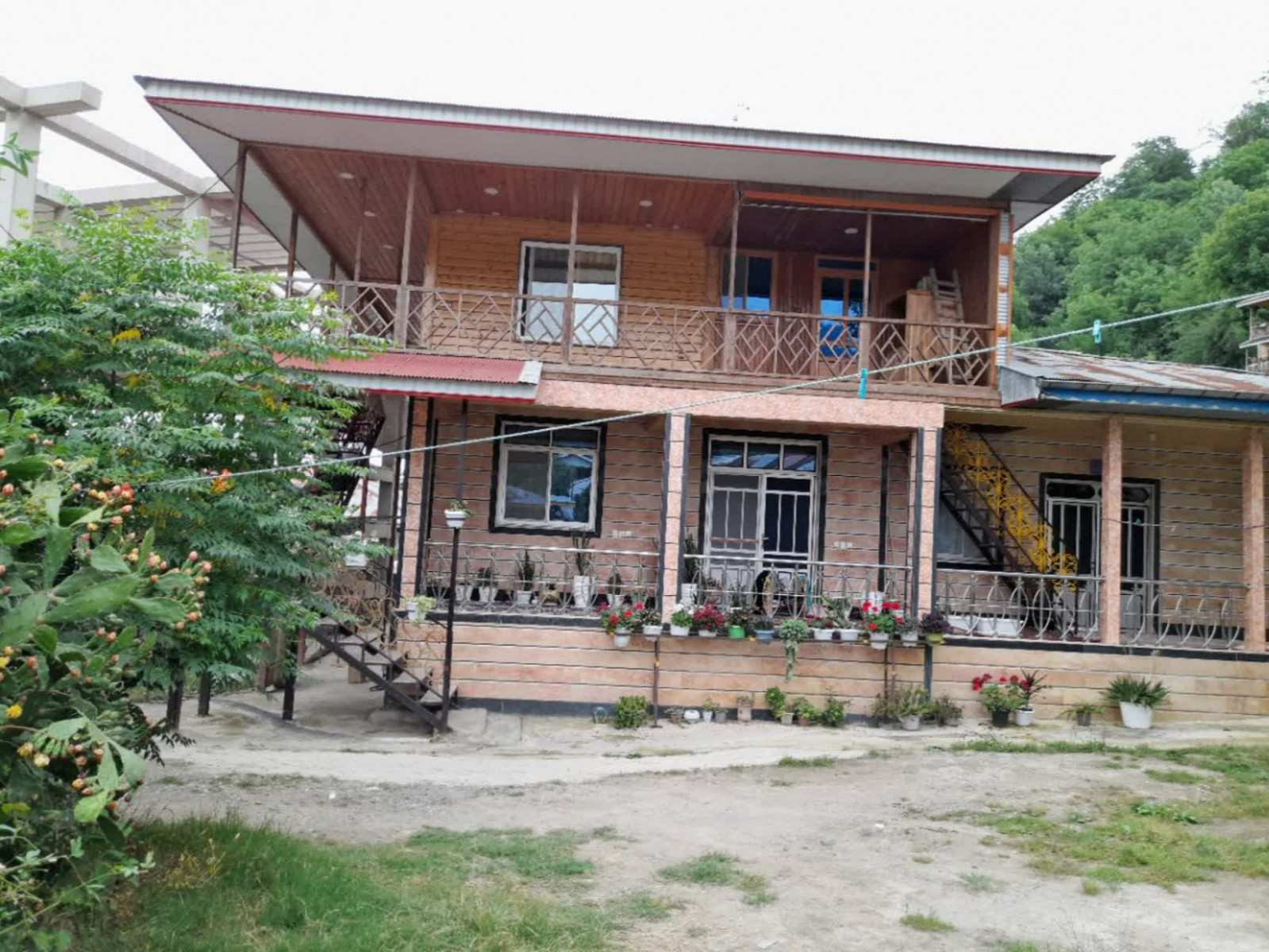 نمای بیرونی ساختمان نمای بیرونی ساختمان